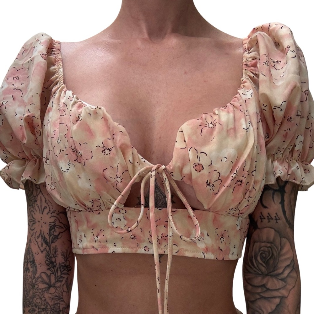 Missguided Pink Floral Print Puff Sleeve Cut Out Bralette